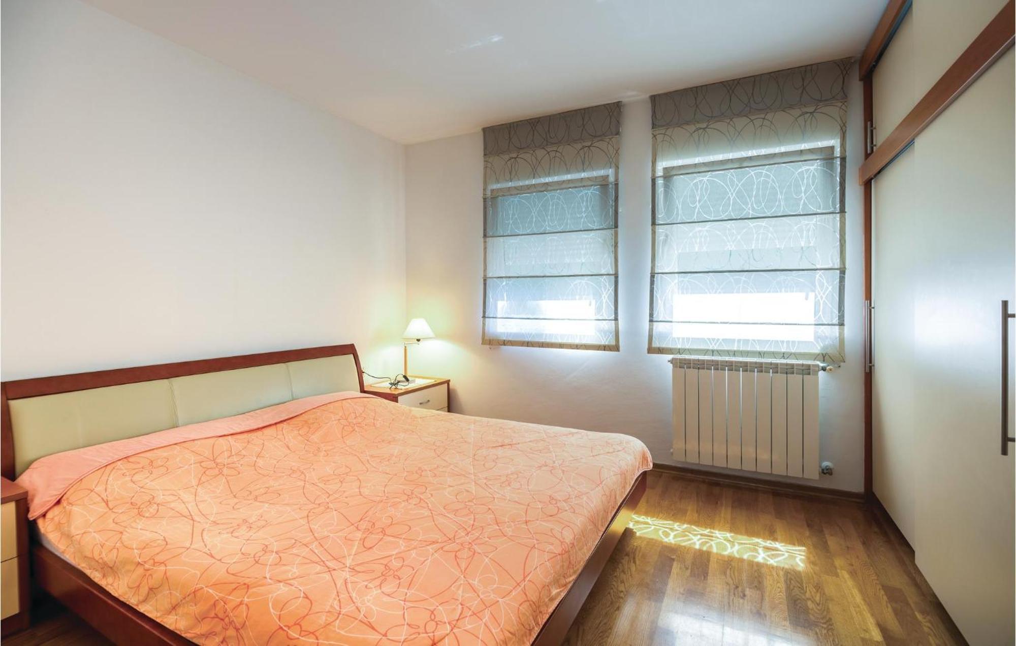 Cozy Apartment In Rijeka With Kitchen Eksteriør billede