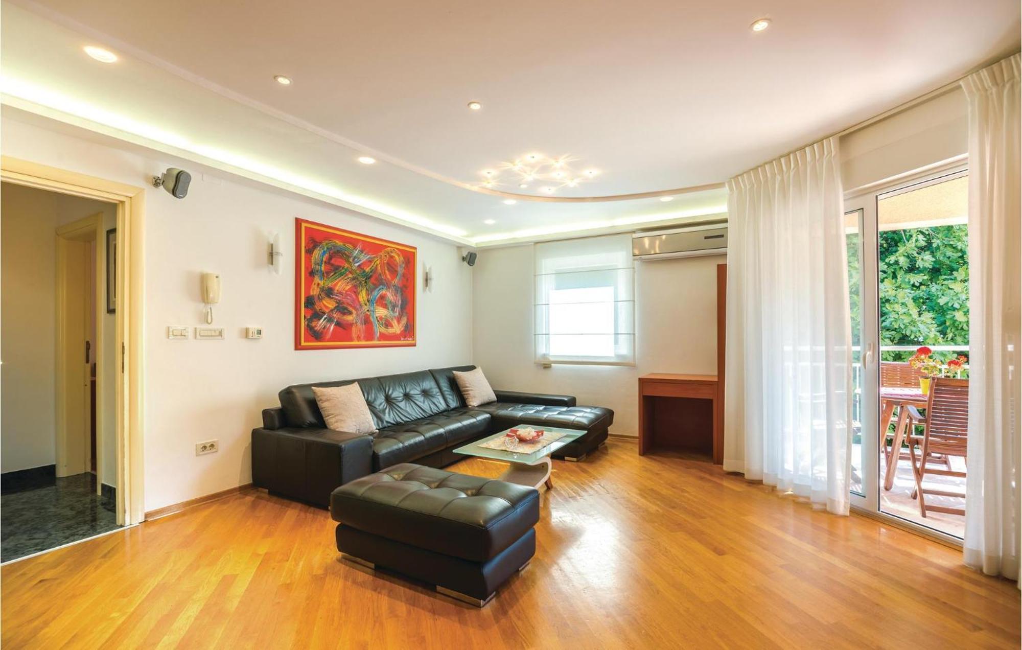 Cozy Apartment In Rijeka With Kitchen Eksteriør billede